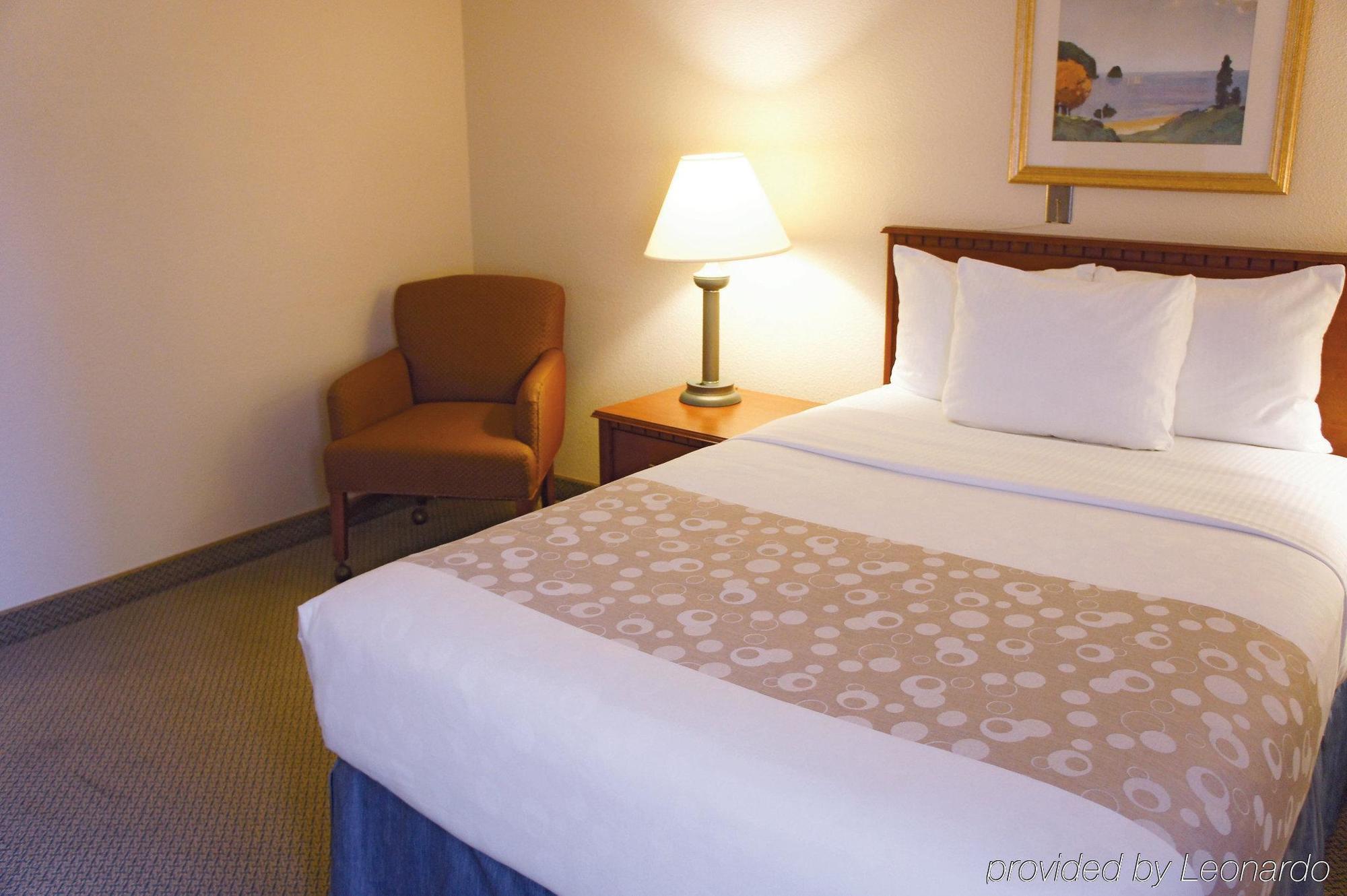 La Quinta By Wyndham Hartford Bradley Airport Hotel Windsor Locks Kültér fotó