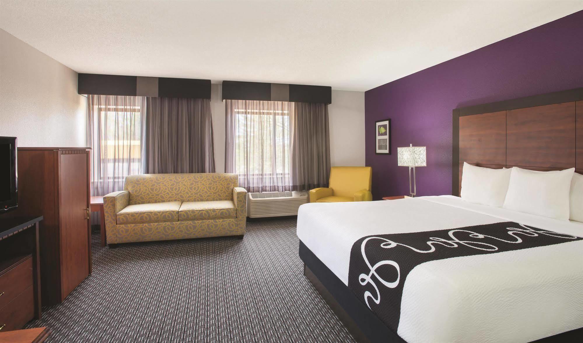 La Quinta By Wyndham Hartford Bradley Airport Hotel Windsor Locks Kültér fotó